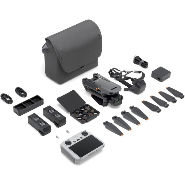 DJI-Mavic-3-Pro-Fly-More-Combo-DJI-RC-