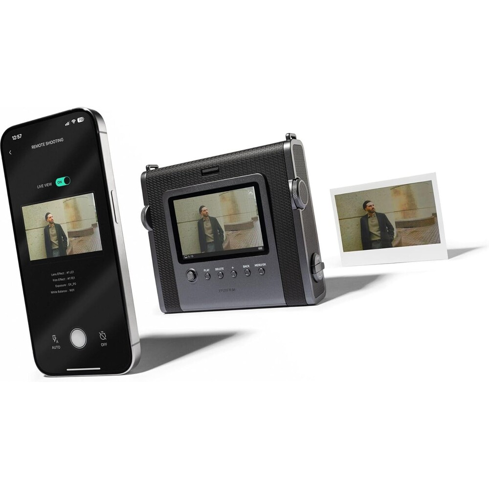 Fujifilm-Instax-Wide-EVO-cerny