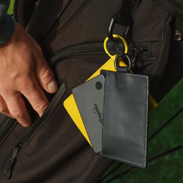 Chipolo-CARD-Bluetooth-lokator-cerny