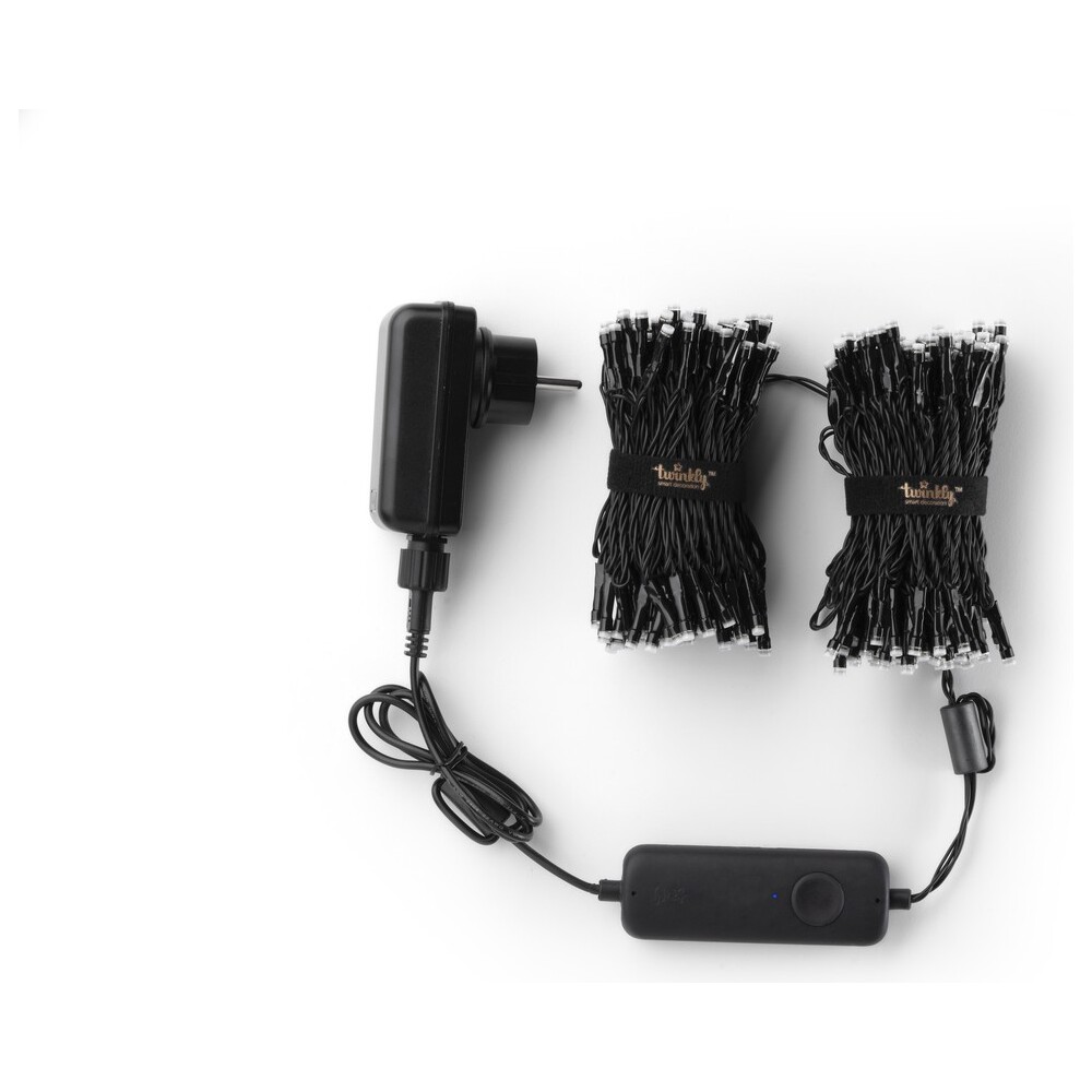 Twinkly-Strings-Multi-Color-inteligentne-ziarovky-na-stromcek-250-Ks-20m-cierny-kabel
