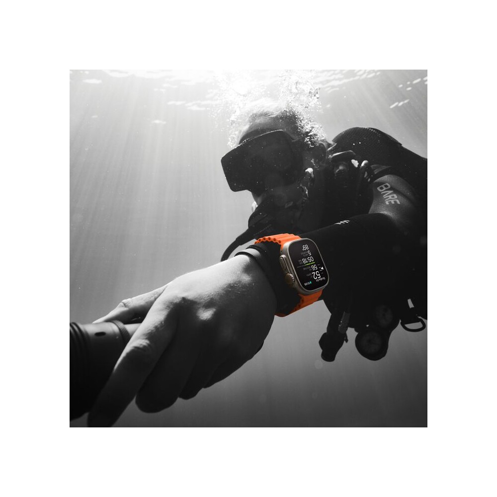 Apple-Watch-Ultra-2-49mm-titanova-s-oranzovobezovym-trailovym-tahem-S-M