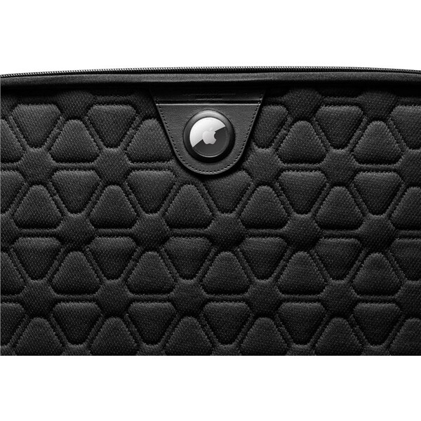 Spigen-Rugged-Armor-Pro-pouzdro-MacBook-Pro-16-M4-2024-M3-2023-M2-2023-M1-2021-cerne