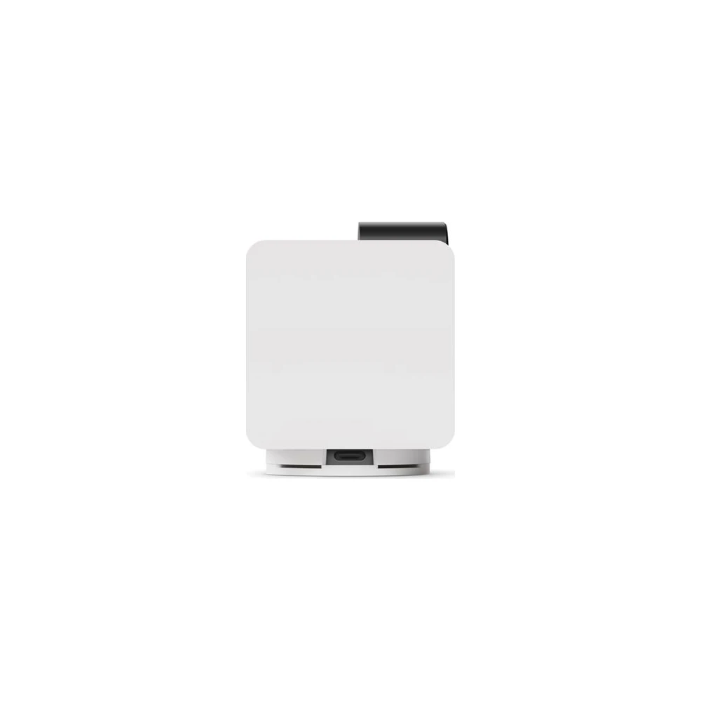 Petcube-Cam-360-bila-bezpecnostni-kamera-pro-domaci-mazlicky
