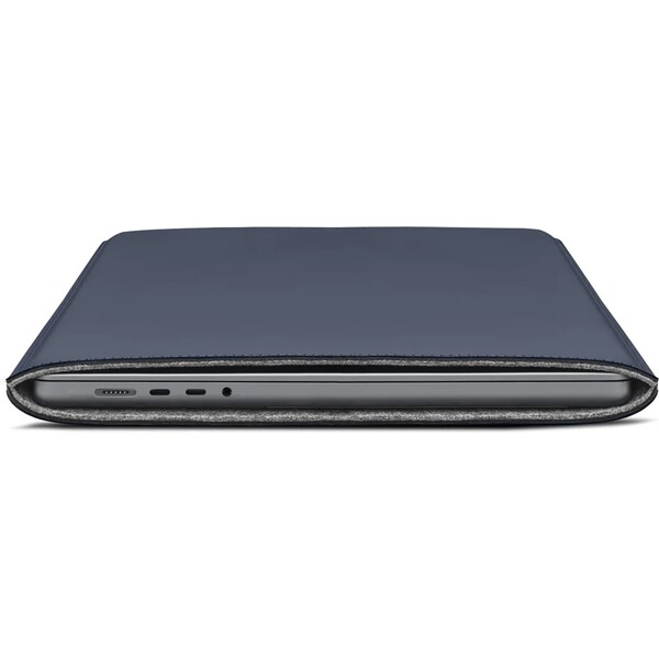 Woolnut-Coated-PU-Sleeve-pouzdro-pro-16-MacBook-Pro-tmave-modre