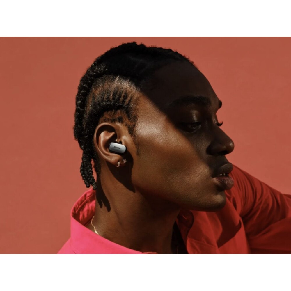 Bose-QuietComfort-Ultra-Earbuds-2nd-Gen-bezdratova-sluchatka-cerna