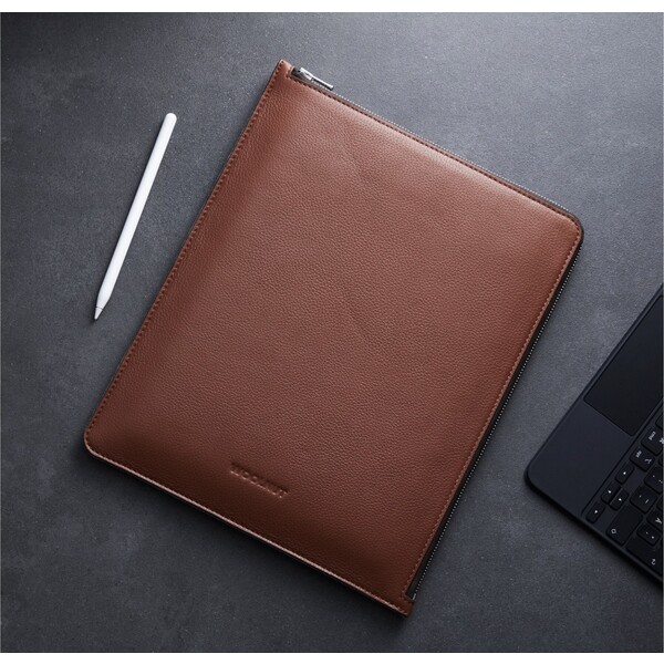 Woolnut-Leather-Folio-kozene-pouzdro-iPad-Pro-12-9-iPad-Pro-13-iPad-Air-13-hnede