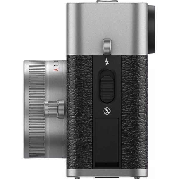 FujiFilm-X-Half-X-HF1-stribrny