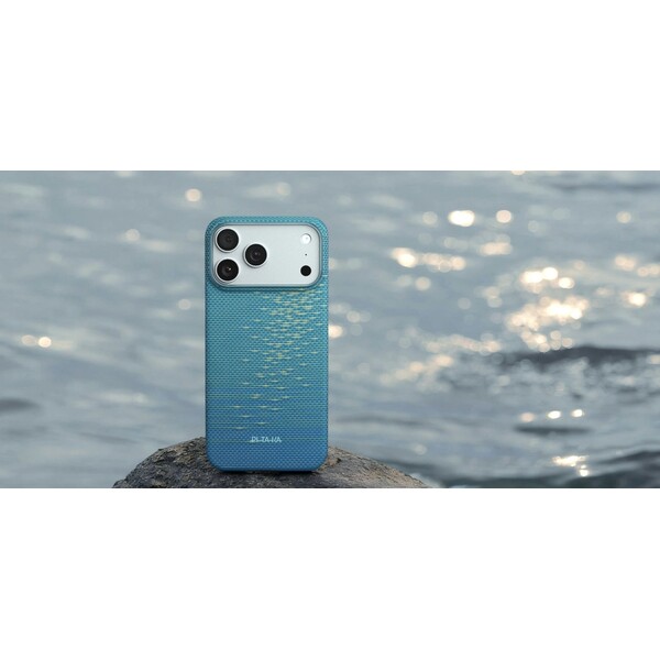 Pitaka-Ultra-Slim-Case-MagSafe-kryt-iPhone-Air-Lucid-Blue