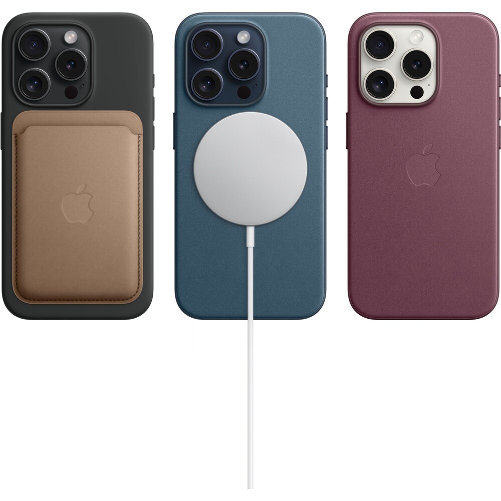 Apple-iPhone-15-Pro-128GB-cerny-titan