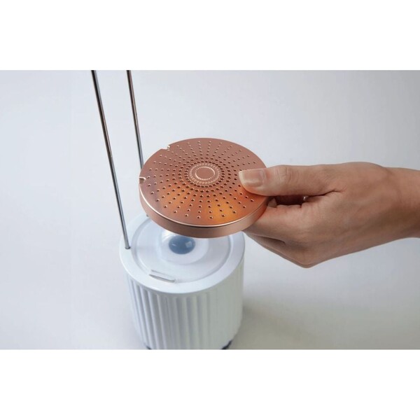 Click-and-Grow-Smart-Garden-1-HydroVase-by-Ermonix-chytry-kvetinac-bily