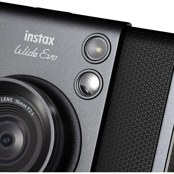 Fujifilm-Instax-Wide-EVO-cerny