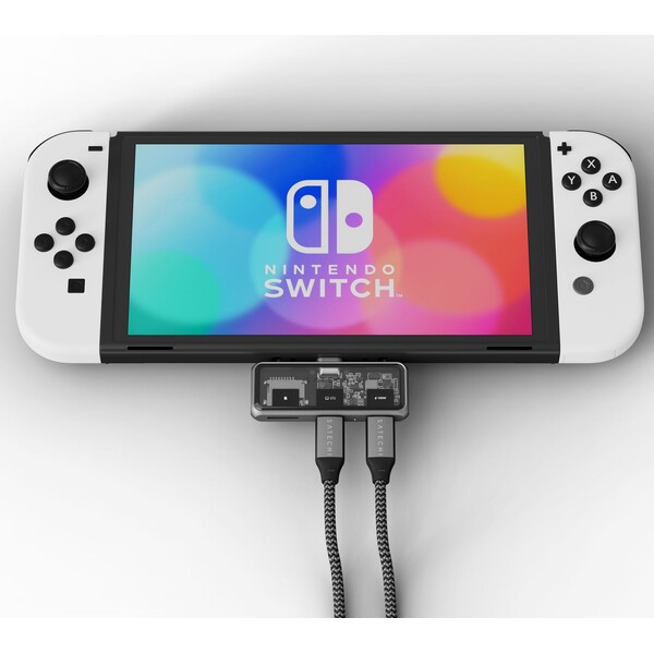 Satechi-Mobile-XR-Hub-s-dualnim-USB-C-a-microSD-vesmirne-sedy