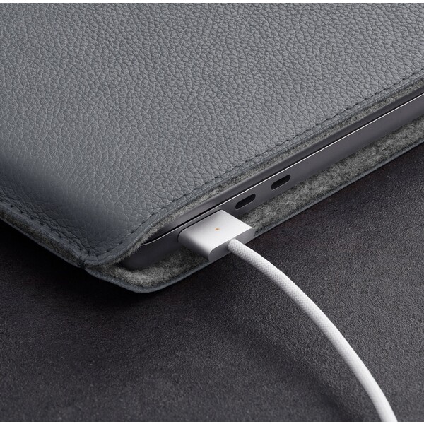 Woolnut-kozene-Sleeve-pouzdro-pro-15-MacBook-Air-sede