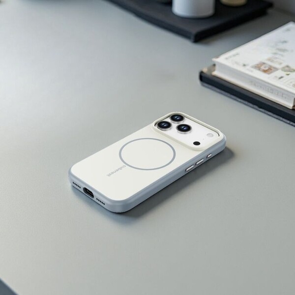 Cubenest-Matte-MagSafe-kryt-iPhone-17-Pro-bezovy