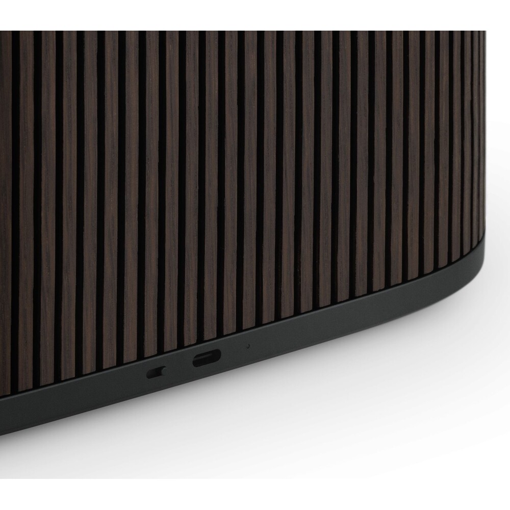 Bang-Olufsen-Beosound-A5-Dark-Oak
