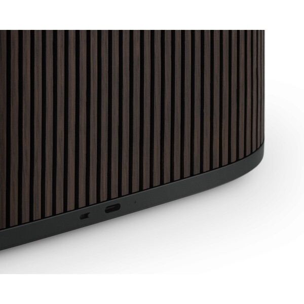 Bang-Olufsen-Beosound-A5-Dark-Oak