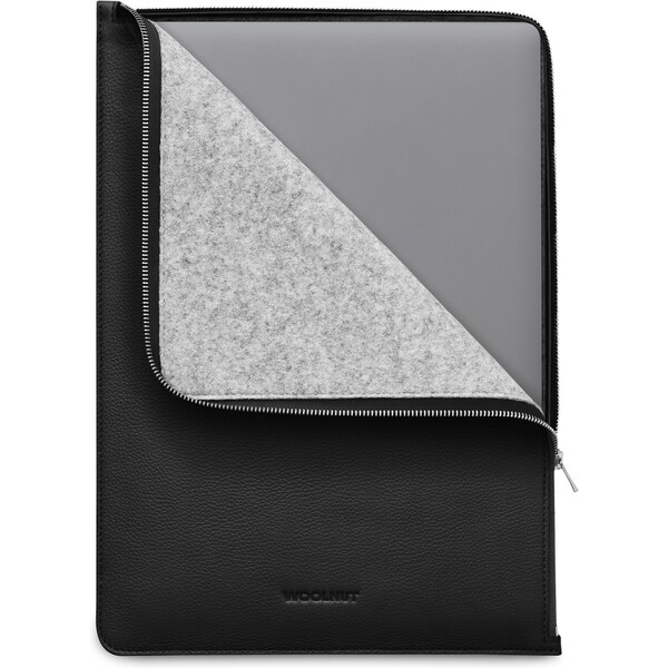 Woolnut-Leather-Folio-kozene-pouzdro-MacBook-Pro-16-cerne