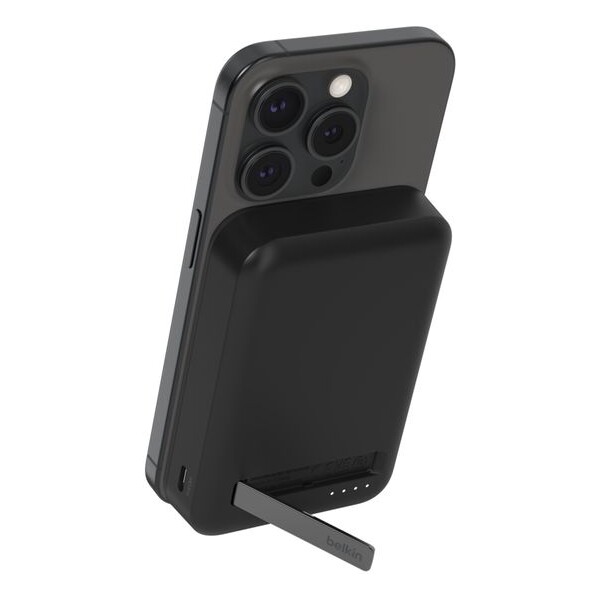 Belkin-Boost-Charge-Pro-Qi2-MagSafe-powerbanka-10000mAh-15W-cerna