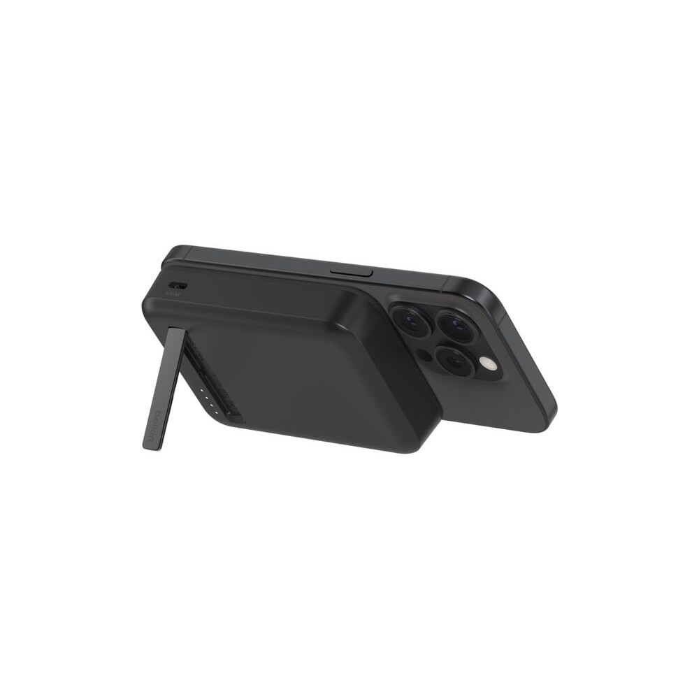 Belkin-Boost-Charge-Pro-Qi2-MagSafe-powerbanka-10000mAh-15W-cerna