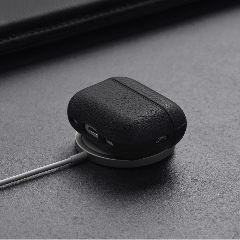 Woolnut-Leather-kozene-pouzdro-pro-AirPods-Pro-2-generace-cerne