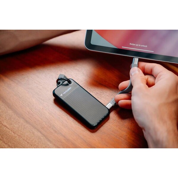 Verbatim-Pocket-SSD-1TB-USB-C-cerna-seda