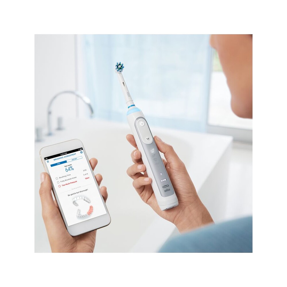 Oral-B-Genius-8900-Cross-Action-chytry-zubni-kartacek-stribrny