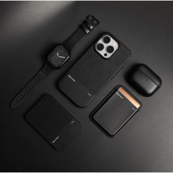 Native-Union-Re-Classic-MagSafe-Qi2-PowerBank-5000mAh-cerna