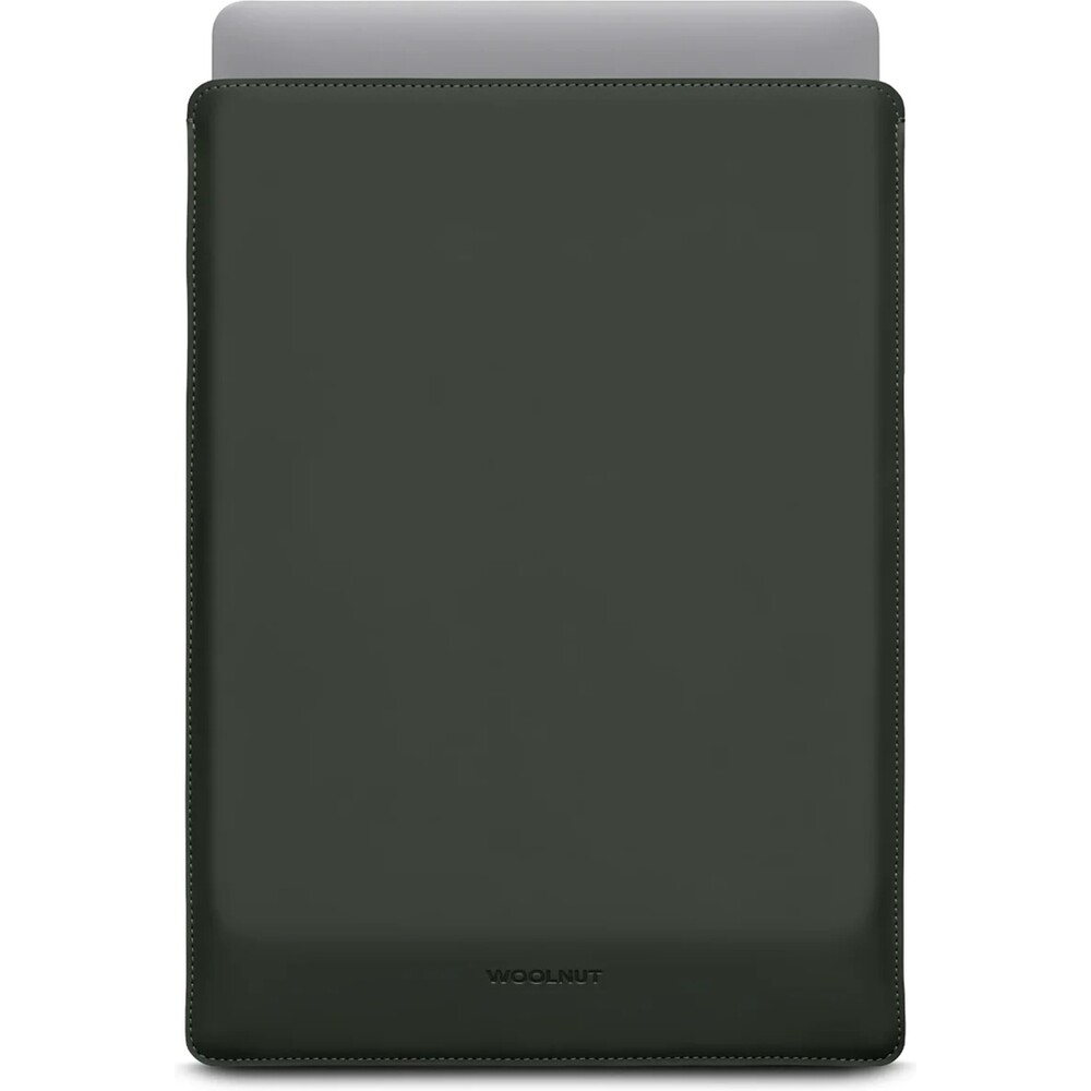Woolnut-Coated-PU-Sleeve-pouzdro-pro-16-MacBook-Pro-tmave-zelene