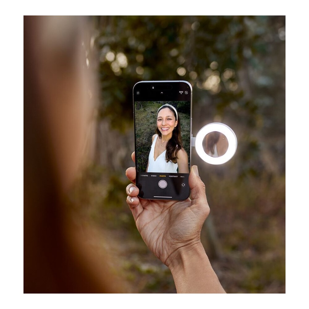 ShiftCam-SnapPocket-Light-LED-ring-bily