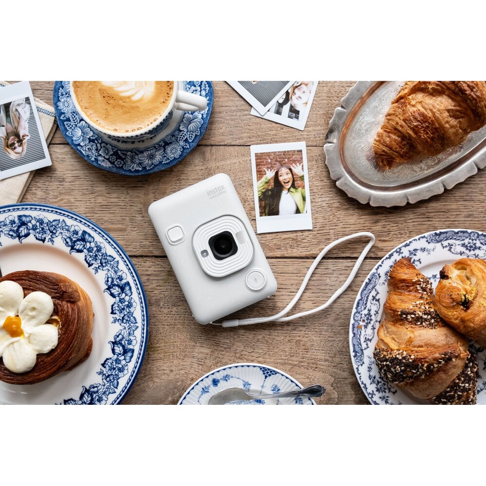 Fujifilm-Instax-mini-LiPlay-Misty-White-VN-EX-D