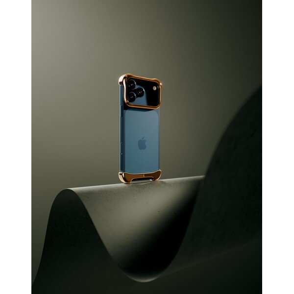 Arc-Pulse-hlinikovy-ochranny-ram-iPhone-17-Pro-ruzovy-bronz