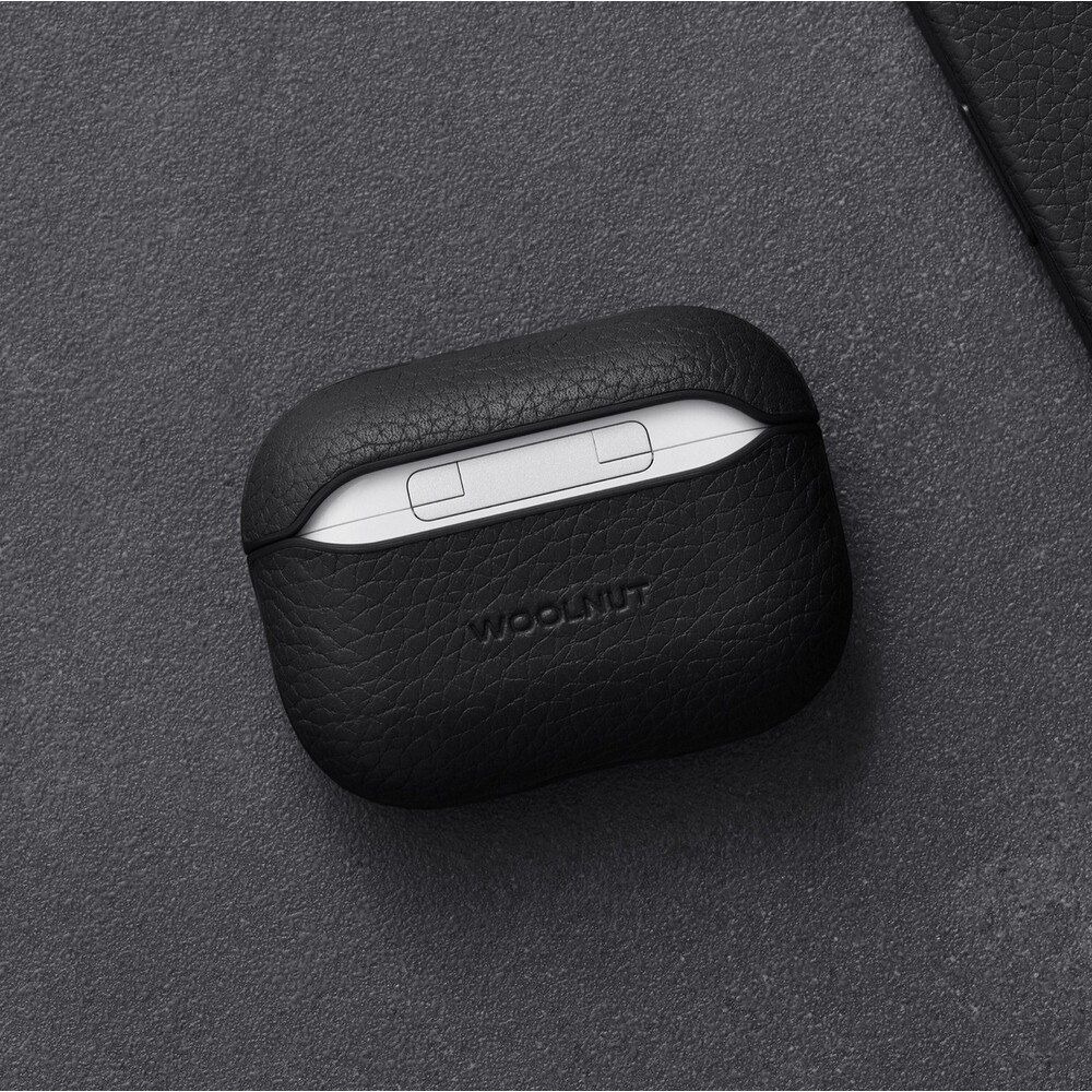 Woolnut-Leather-kozene-pouzdro-pro-AirPods-Pro-2-generace-cerne