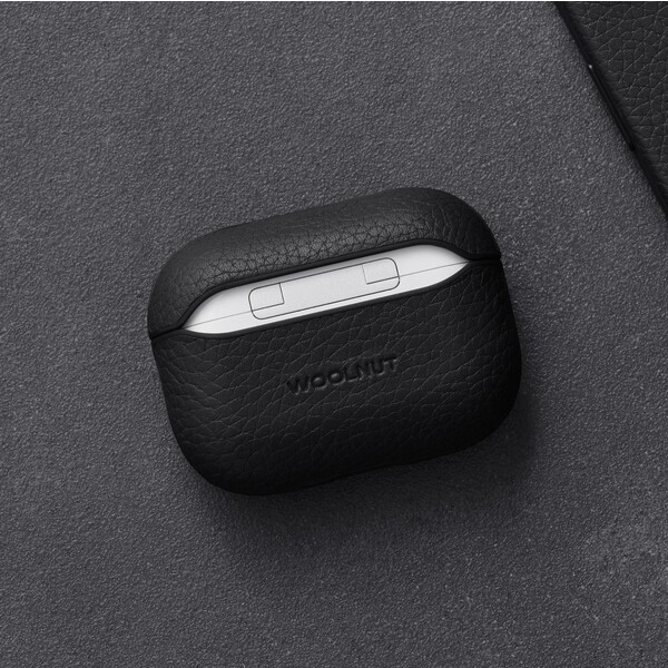 Woolnut-Leather-kozene-pouzdro-pro-AirPods-Pro-2-generace-cerne