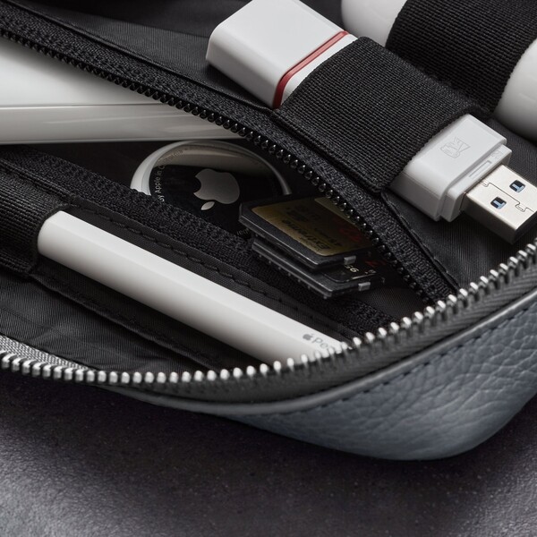 Woolnut-kozeny-Tech-Organizer-sedy