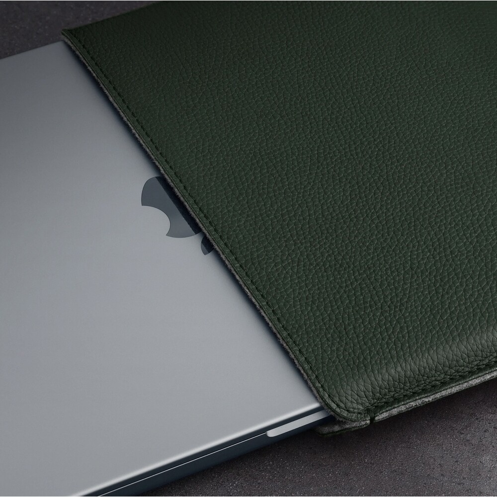 Woolnut-kozene-Sleeve-pouzdro-pro-14-MacBook-Pro-tmave-zelene