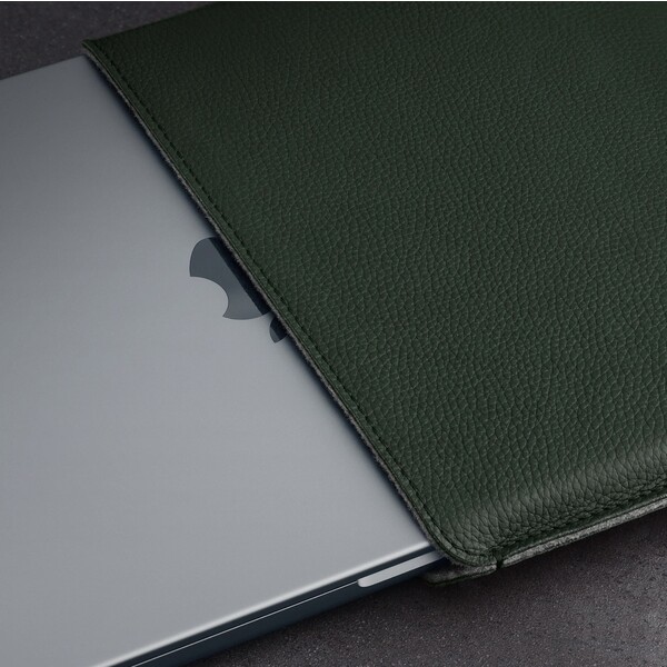 Woolnut-kozene-Sleeve-pouzdro-pro-14-MacBook-Pro-tmave-zelene