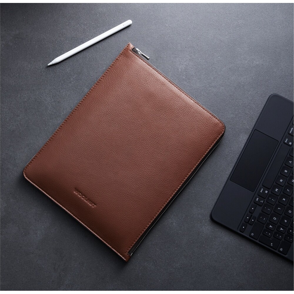 Woolnut-Leather-Folio-kozene-pouzdro-iPad-Pro-11-iPad-Air-11-hnede