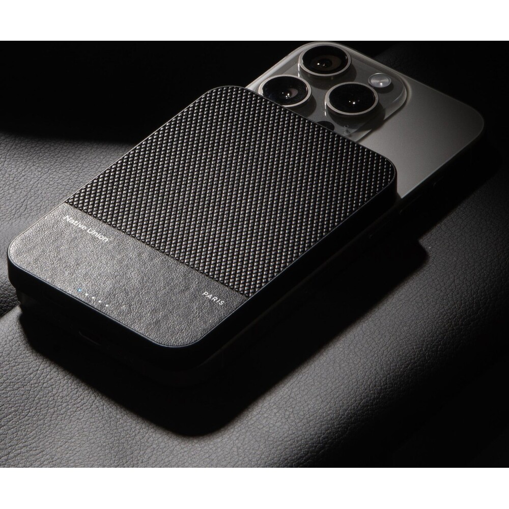 Native-Union-Re-Classic-MagSafe-Qi2-PowerBank-5000mAh-cerna