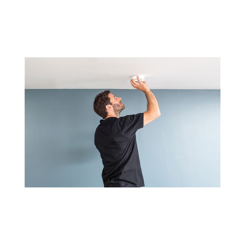 Netatmo-Smart-Smoke-Alarm-inteligentni-detektor-koure