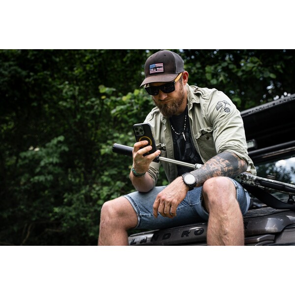 Tactical-MagForce-Hyperstealth-2-0-Kryt-pro-iPhone-16-Black-Yellow
