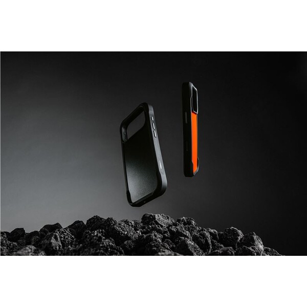 Nomad-Rugged-Leather-Case-Horween-MagSafe-kozeny-kryt-iPhone-17-Pro-Black