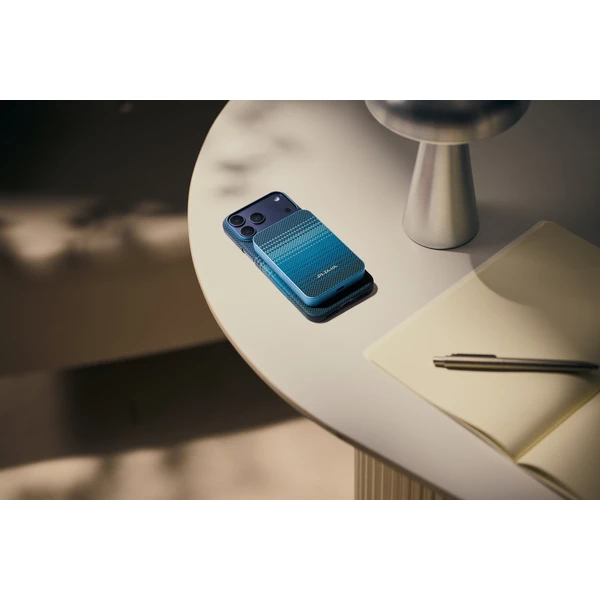 Pitaka-Powerbanka-15W-10000mAh-Qi2-MagSafe-Moonrise
