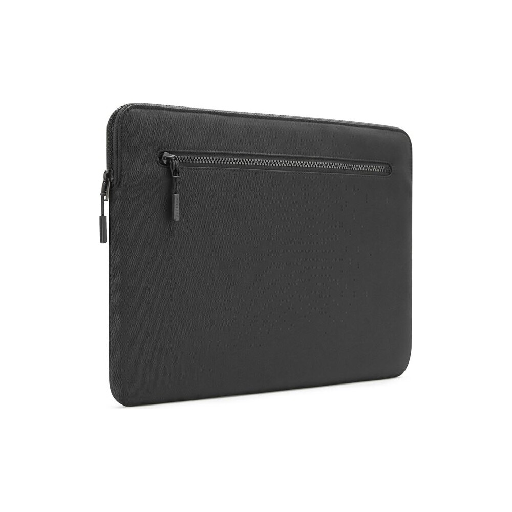 Pipetto-Classic-Organiser-Sleeve-pouzdro-pro-Macbook-13-14-cerny