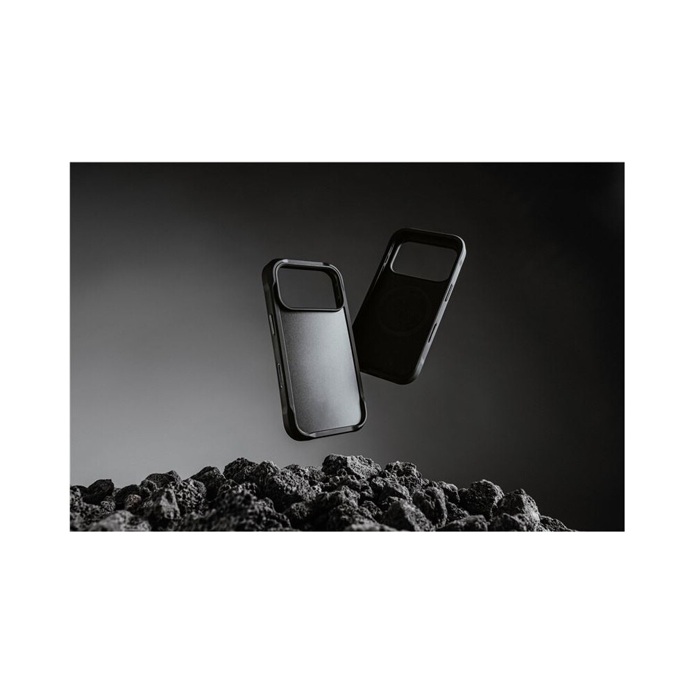 Nomad-Rugged-Leather-Case-Horween-MagSafe-kozeny-kryt-iPhone-17-Pro-Black