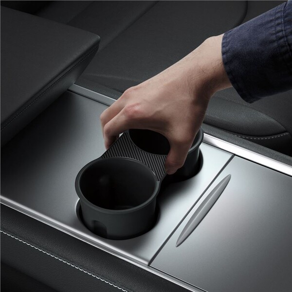 Spigen-Center-Console-Cup-Holder-Insert-vlozka-do-drzaku-napoju-2021-2022-Tesla-Model-Y-3-cerny