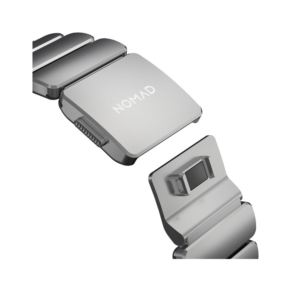 Nomad-Stratos-Band-FKM-reminek-Apple-Watch-45-46-49mm-Natural-Titanium-Black