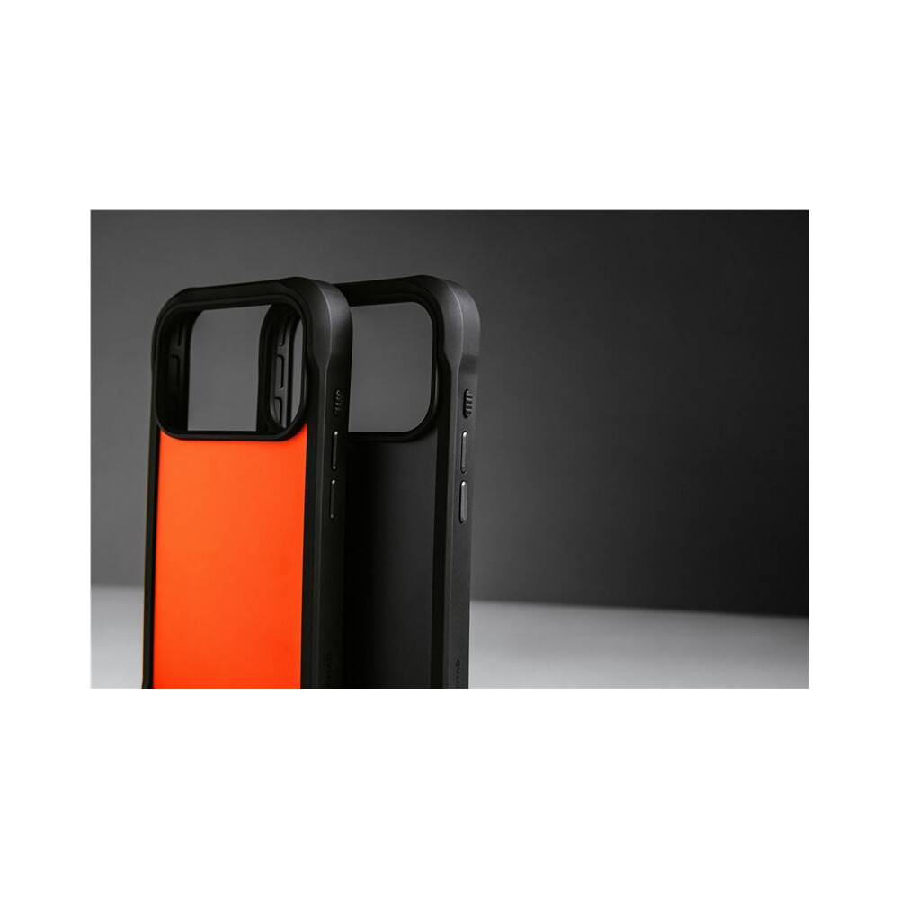 Nomad-Rugged-Case-MagSafe-kryt-iPhone-17-Pro-Black