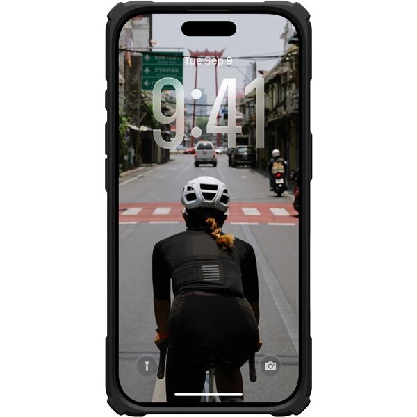 UAG-Plasma-XTE-Magsafe-kryt-iPhone-17-cerny-oranzovy
