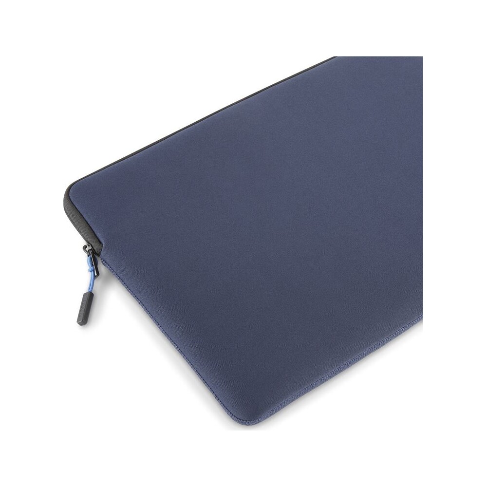 Pipetto-Classic-Fit-Sleeve-pouzdro-pro-MacBook-14-13-modre