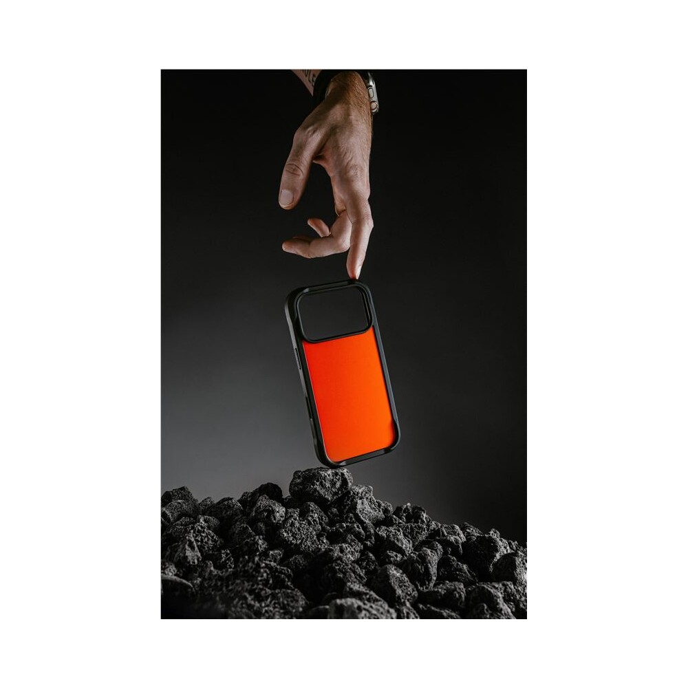 Nomad-Rugged-Case-MagSafe-kryt-iPhone-17-Pro-Ultra-Orange